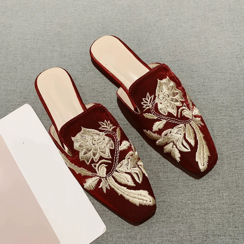 Embroidery Ideas - Sepatu Wanita Baru 2026 Sandal Mueller